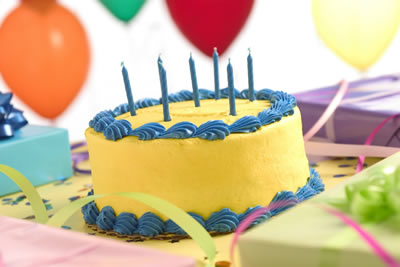 Illustration of birthday cake.